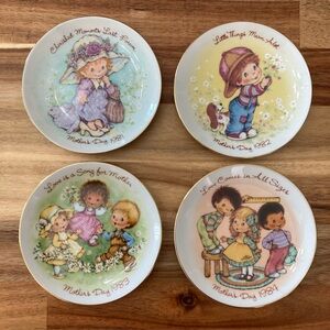 Vintage Avon Mother’s Day Collectible Plates Lot of 4  1981 1982 1983 1984